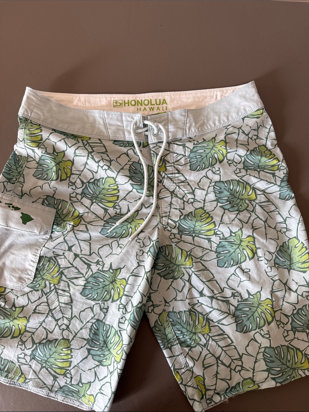 Honolua Surf Co Men's Green Leaf Print Swim Trunk size 31 Surf Sun Fun